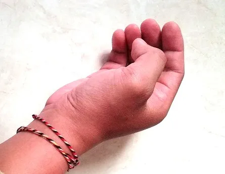 Bracelet Balinais : L’Art Sacré des Bijoux Traditionnels de Bali