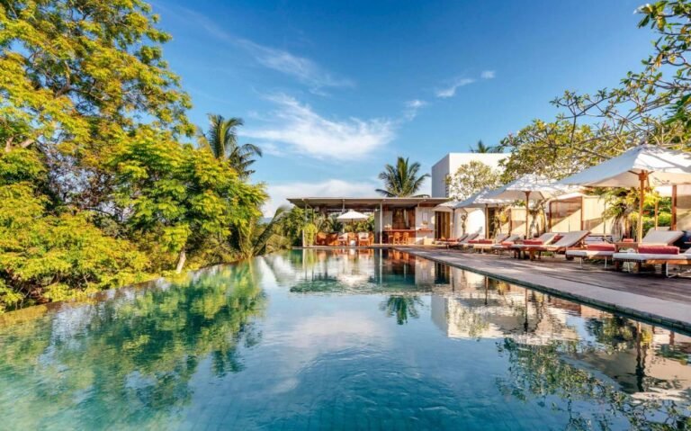Les 10 Hôtels de Rêve à Bali en 2025 : Vivez le Luxe Balinais et Réservez Votre Séjour Inoubliable