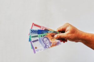 Réforme de la monnaie indonésienne vers une simplification de la dénomination et stabilité économique